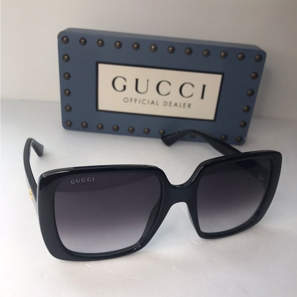 Authentic Gucci Grey Gradient Square Ladies Sunglasses GG0632S 001 - Picture 13 of 16
